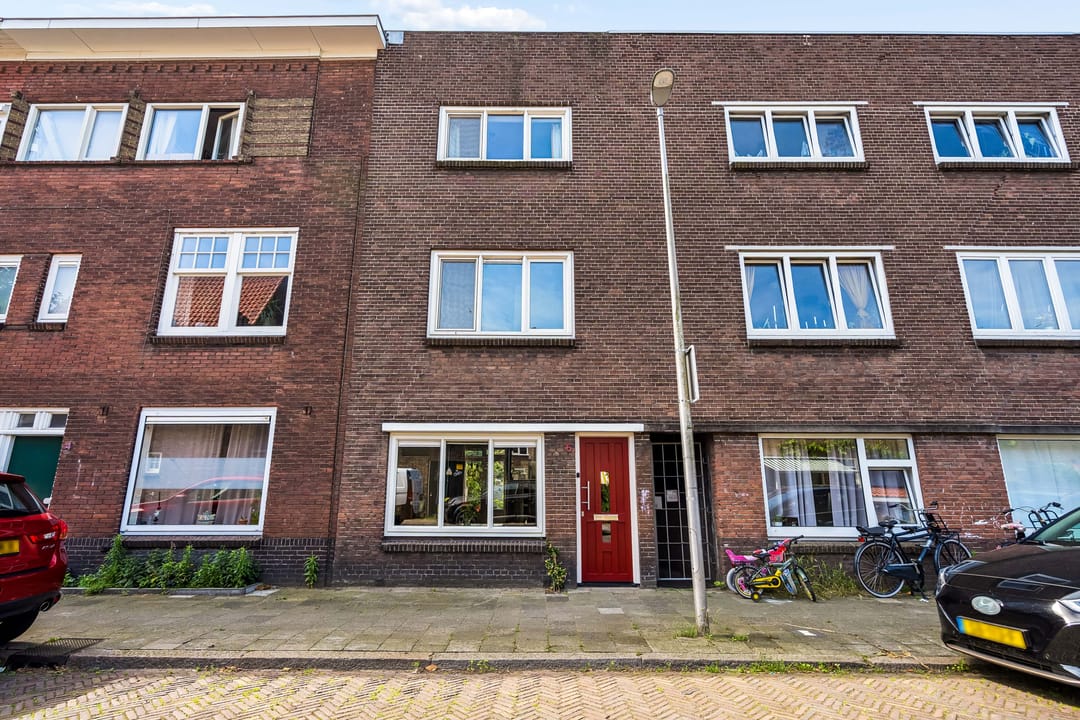 Photo 1 of Madioenstraat 6
