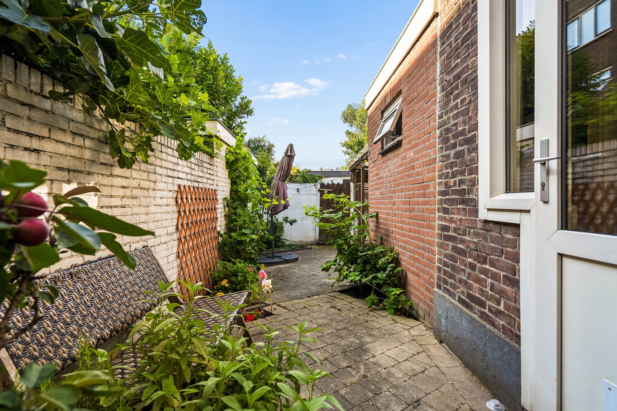 Photo 24 of Madioenstraat 6