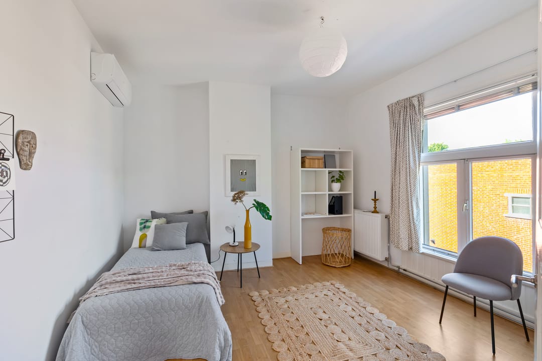 Photo 37 of Herman Colleniusstraat 44