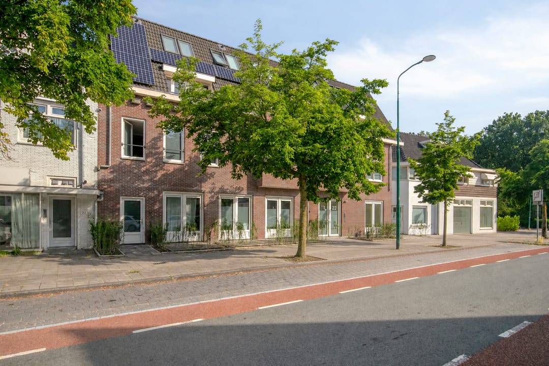 Photo 2 of Koninginnelaan 22-02