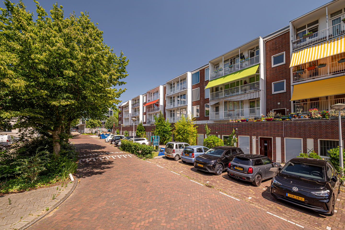 Photo 29 of Dina Appeldoornstraat 9-2