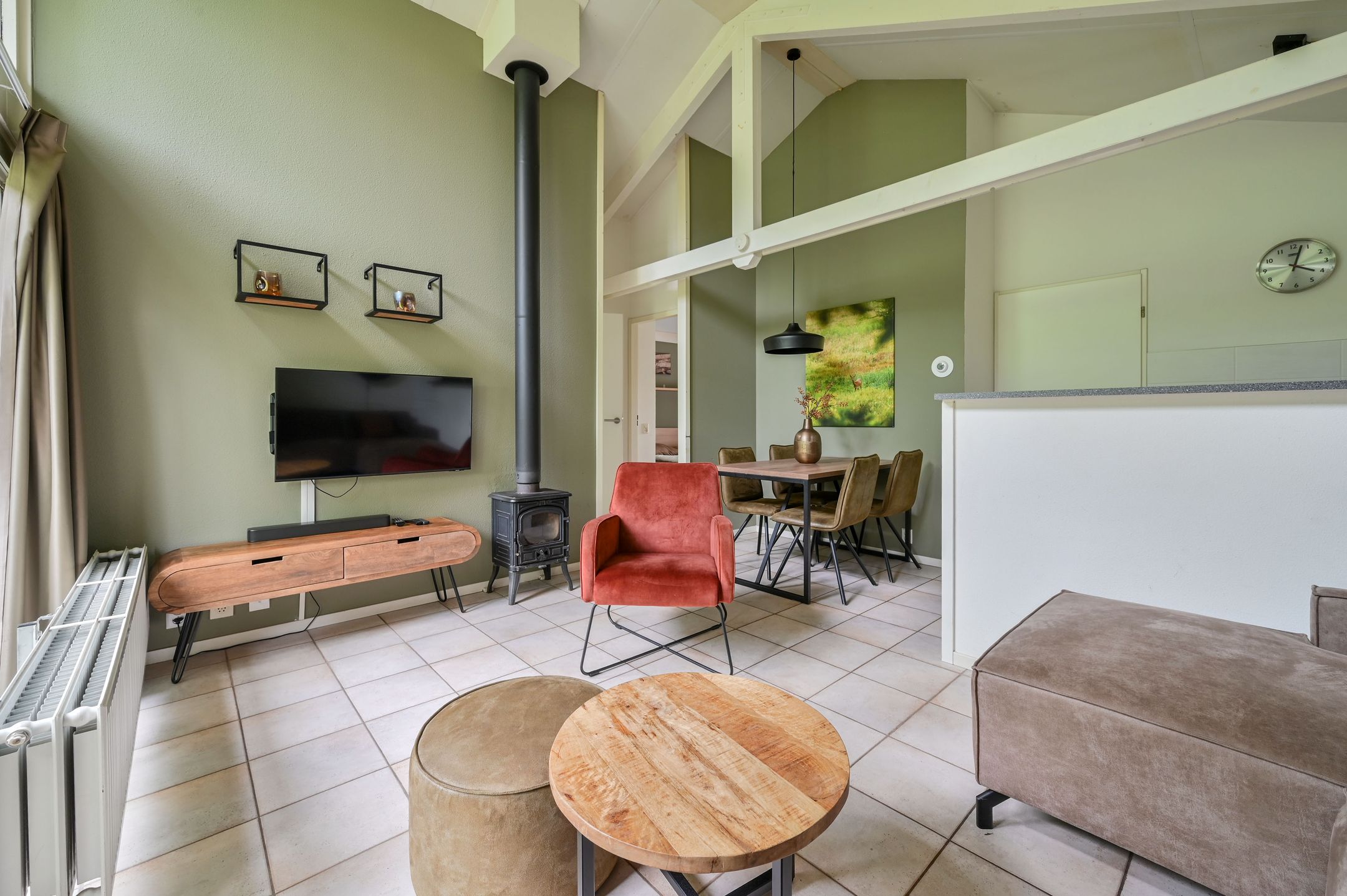 3-bedroom freehold villa in Braamt — photo 5 of 5