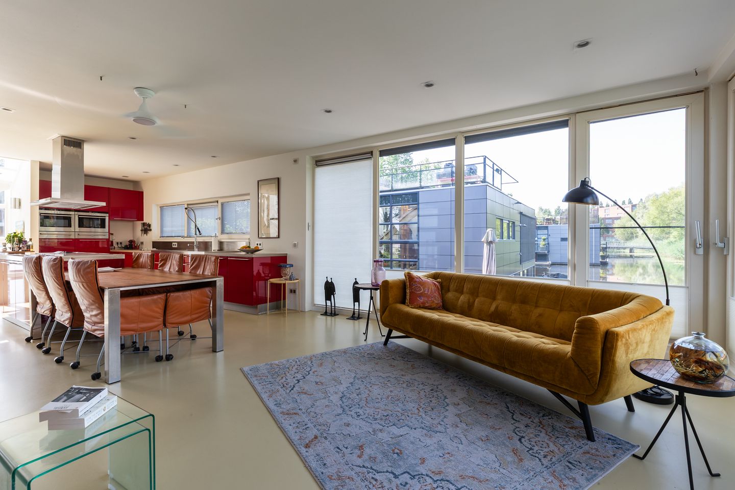 Photo 10 of Burt Bacharachstraat 24