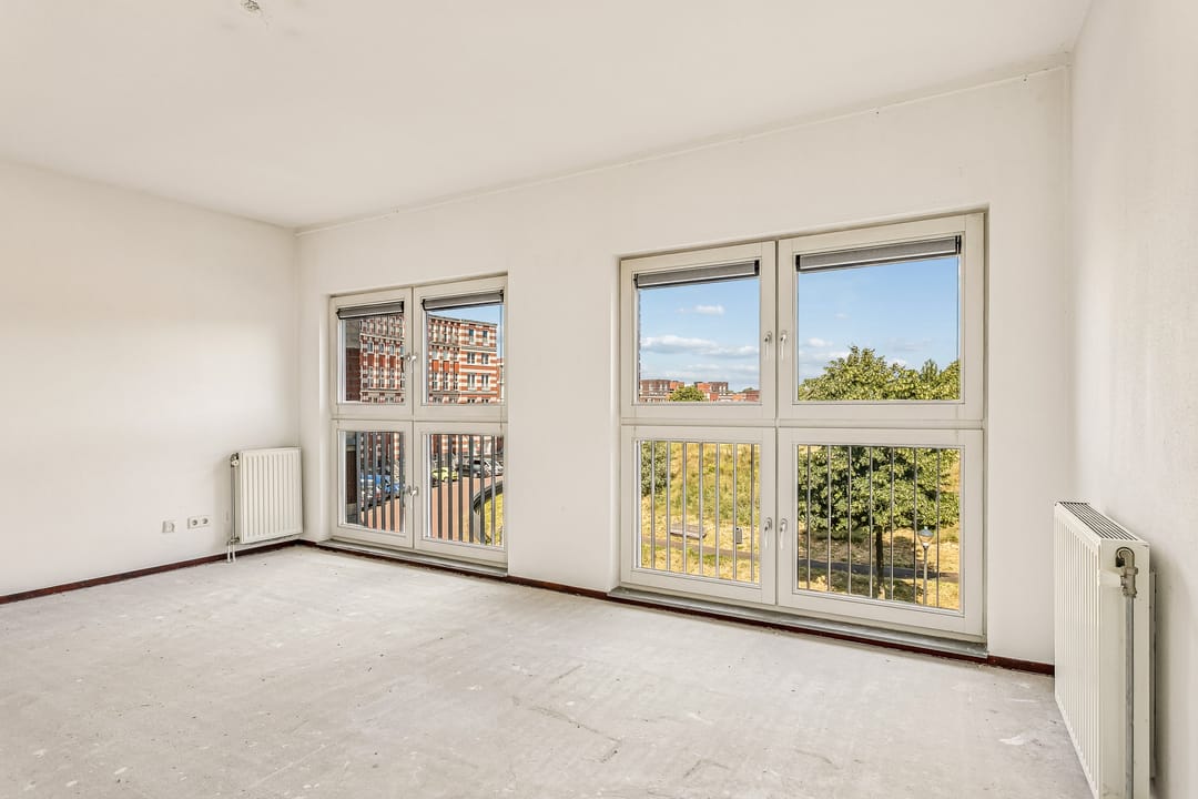 Photo 11 of Frontonstraat 53