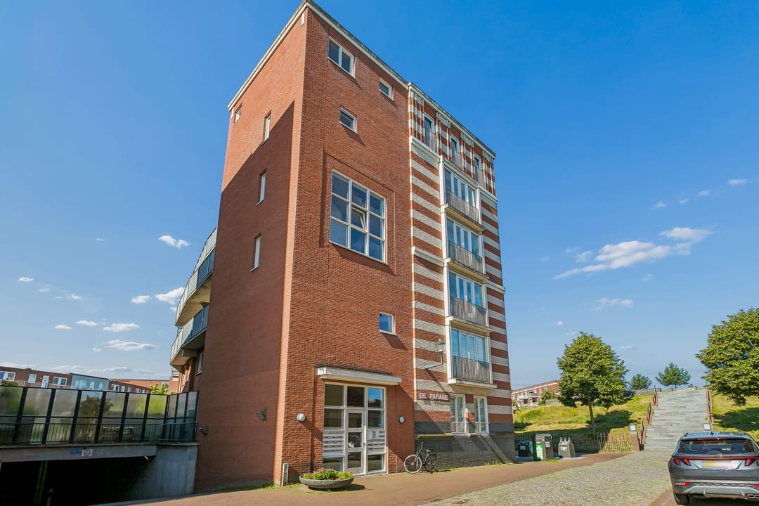 Photo 7 of Frontonstraat 53