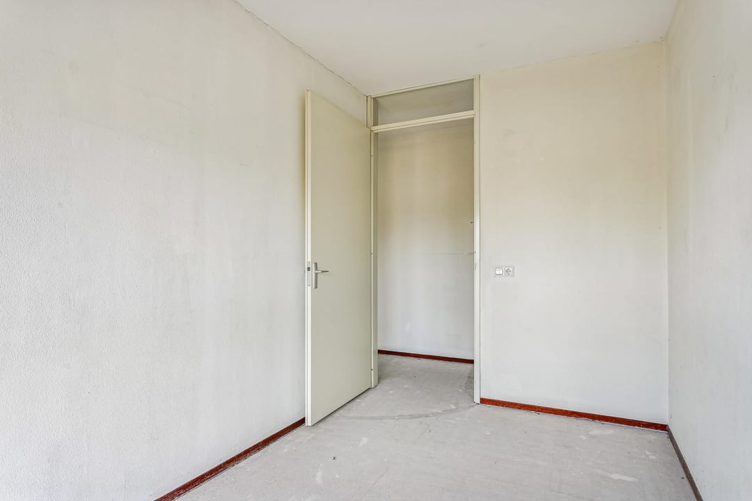 Photo 22 of Frontonstraat 53