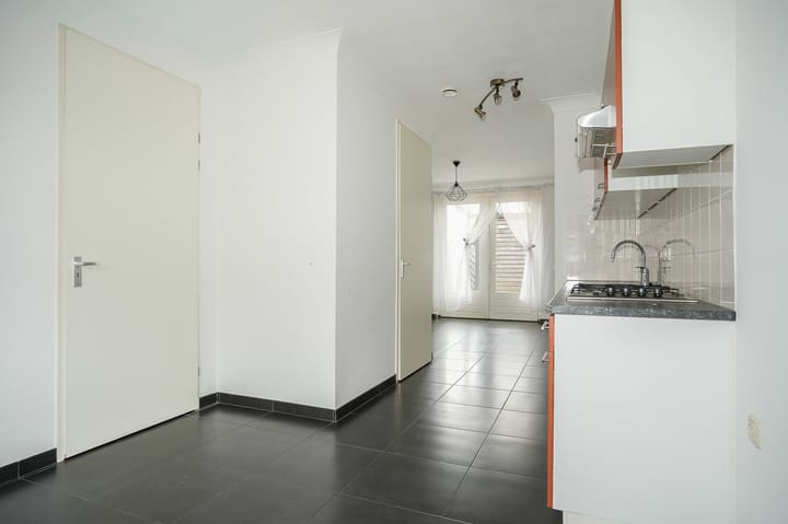 Tussenwoning te koop: Kruisstraat 12, Kerkdriel