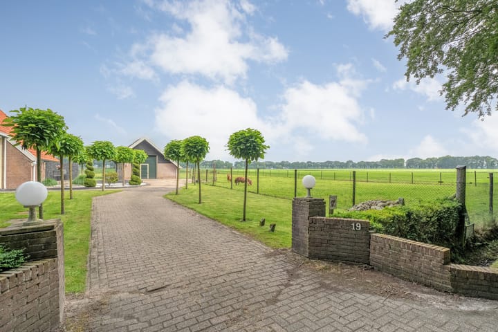 Vrijstaande woning te koop: Westvierdeparten 19, Steggerda