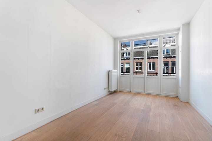 Studio te koop: Veerstraat 80-3, Amsterdam