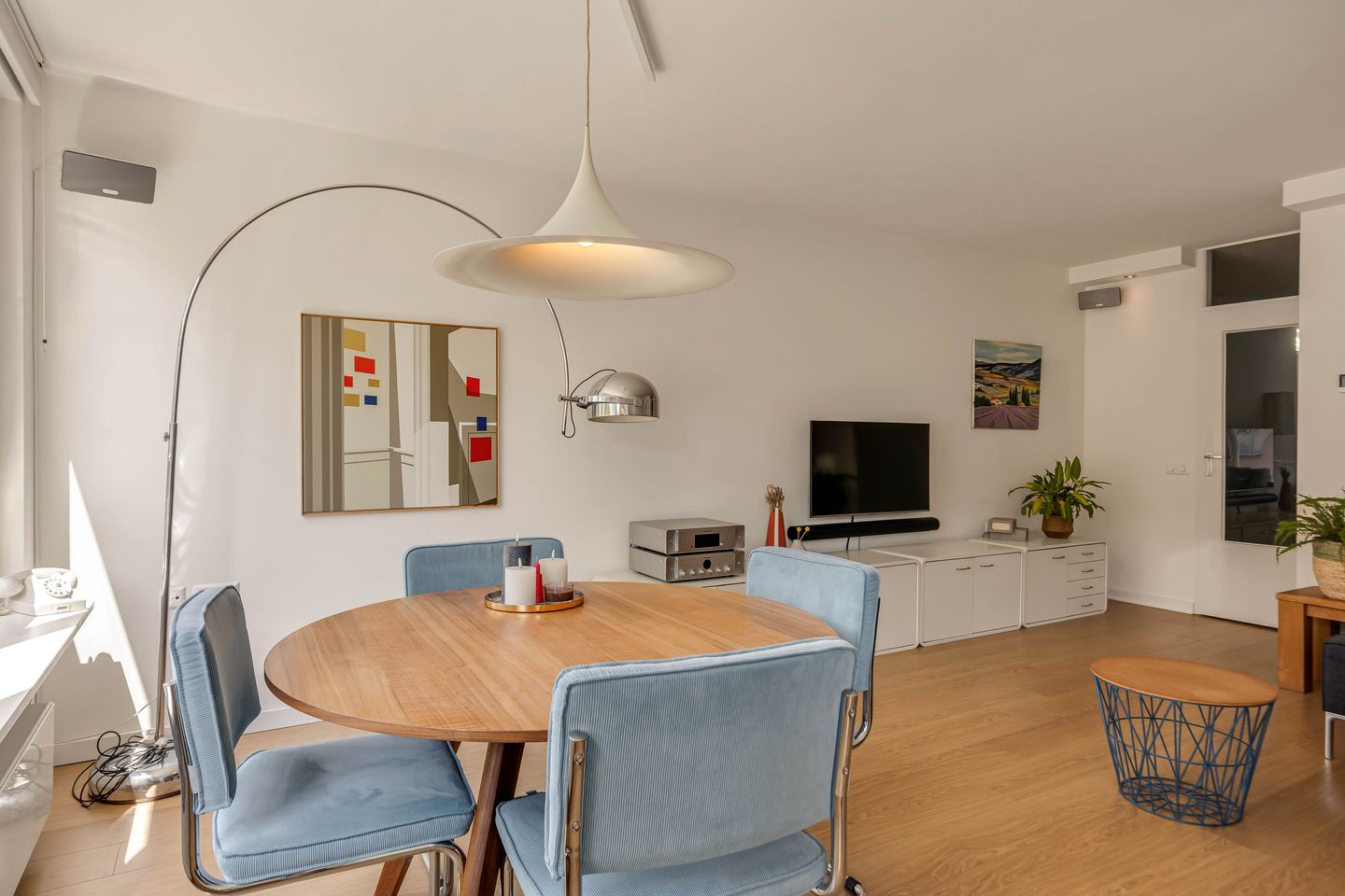 Photo 10 of J.C. van Epenstraat 36