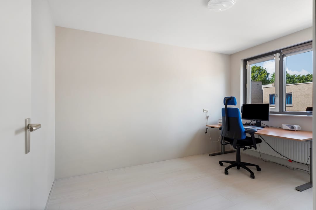 Foto 38 van Picassoweg 98