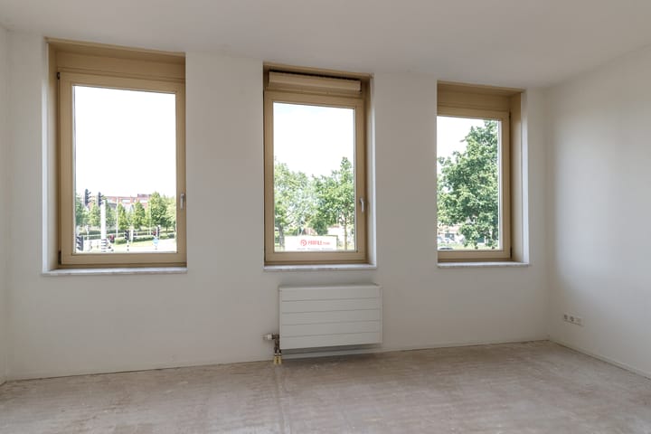 Tussenwoning te koop: De Vuursche 126, Vleuten