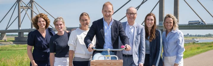 office-banner