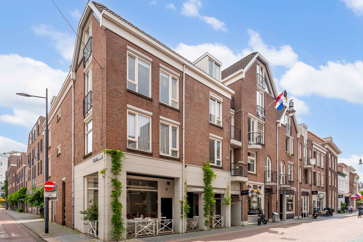 View photo 1 of Orthenstraat 43-47