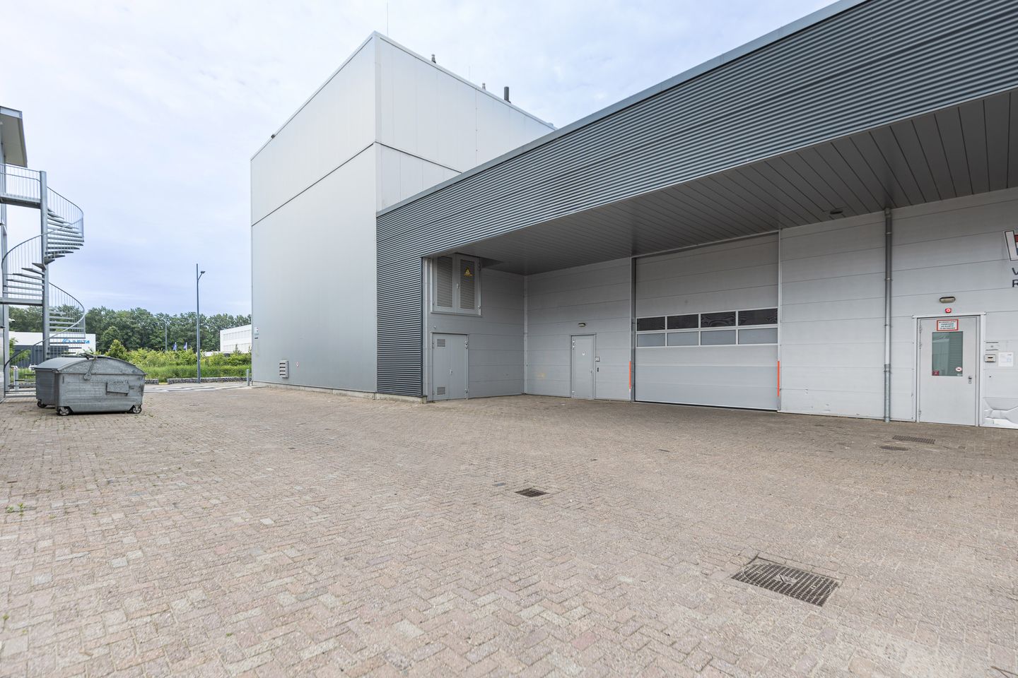View photo 2 of Automotive Campus 50