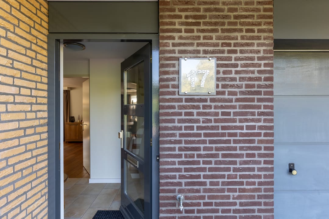 Foto 7 van Den Emau 17