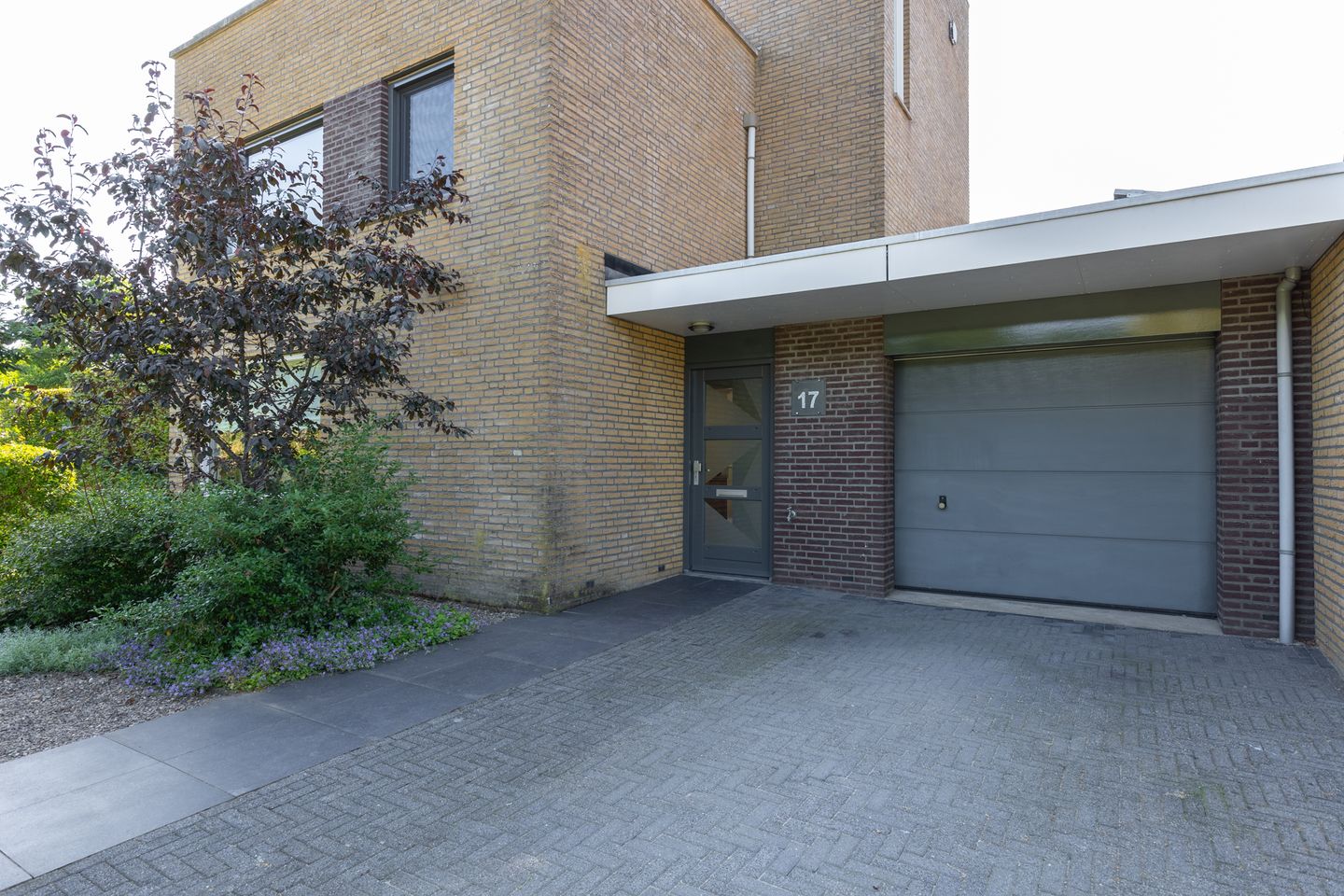 Foto 5 van Den Emau 17