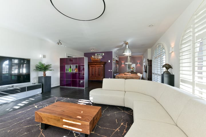 Appartement te koop: Overweer 28, Breukelen