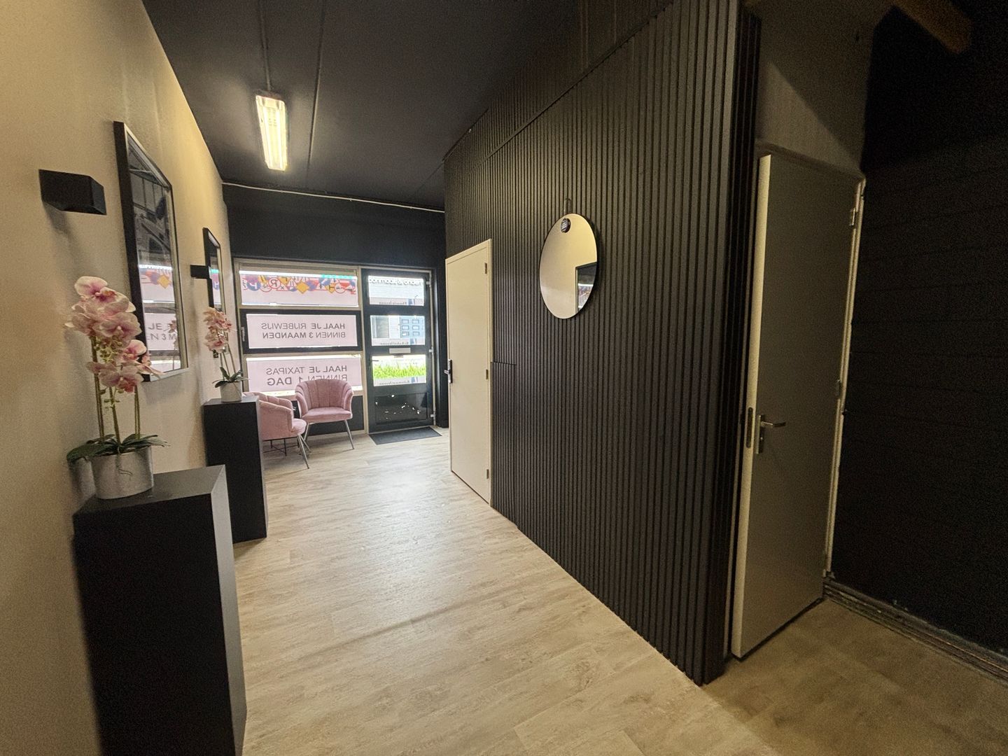 View photo 4 of David Ricardostraat 13-3