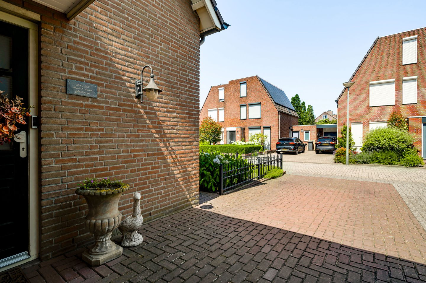 Photo 10 of Merwijckstraat 46