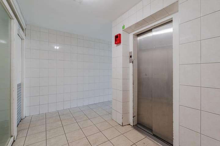 Appartement te koop: Thijssestraat 157, Zaandam