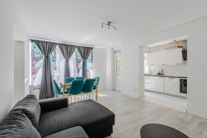 Appartement te koop: Thijssestraat 157, Zaandam