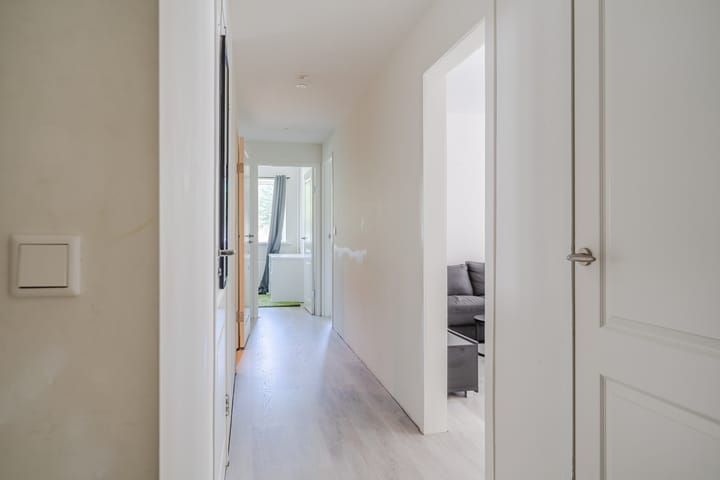 Appartement te koop: Thijssestraat 157, Zaandam