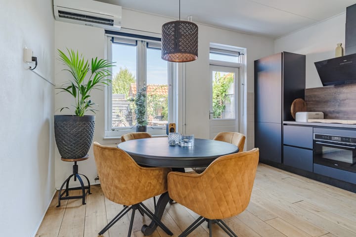 Tussenwoning te koop: Burgemeester Ploegmakerslaan 61, Oss