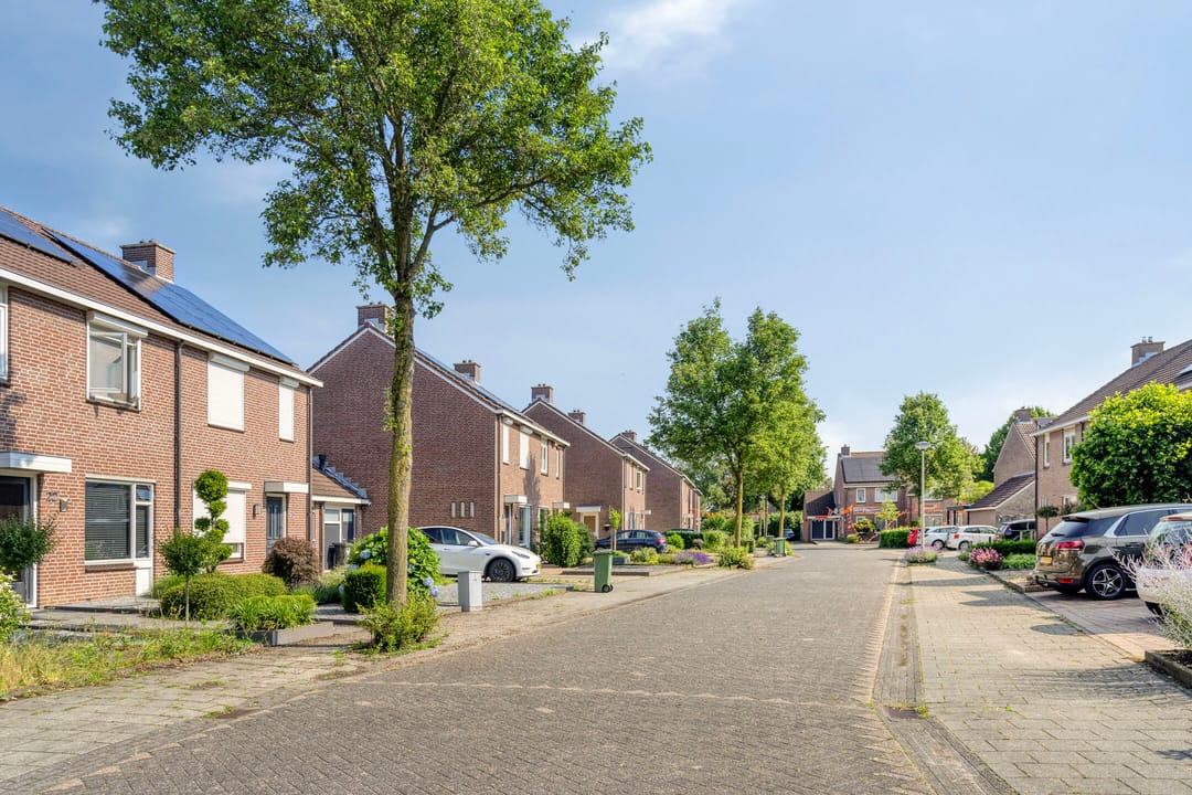 Photo 38 of Gen. Ritchiestraat 16