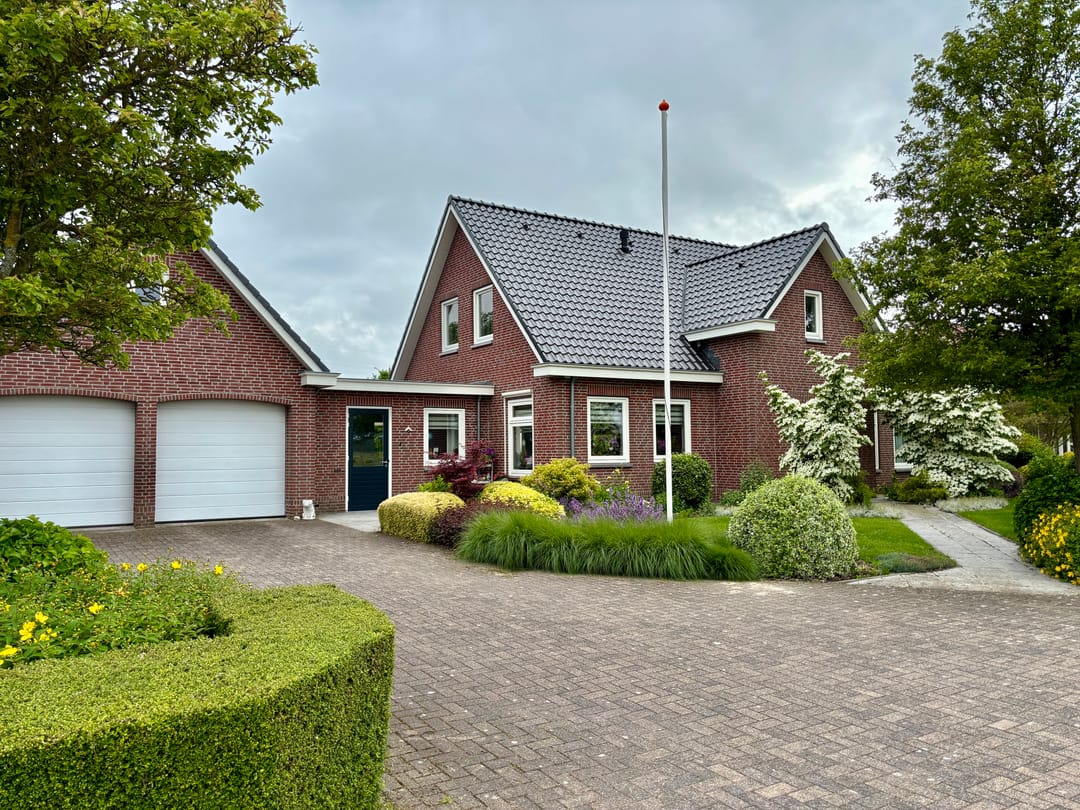 Photo 1 of Voorweg 1-D