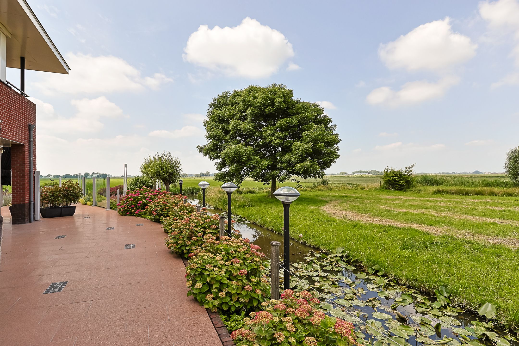 Foto 48 van Aambeeld 13