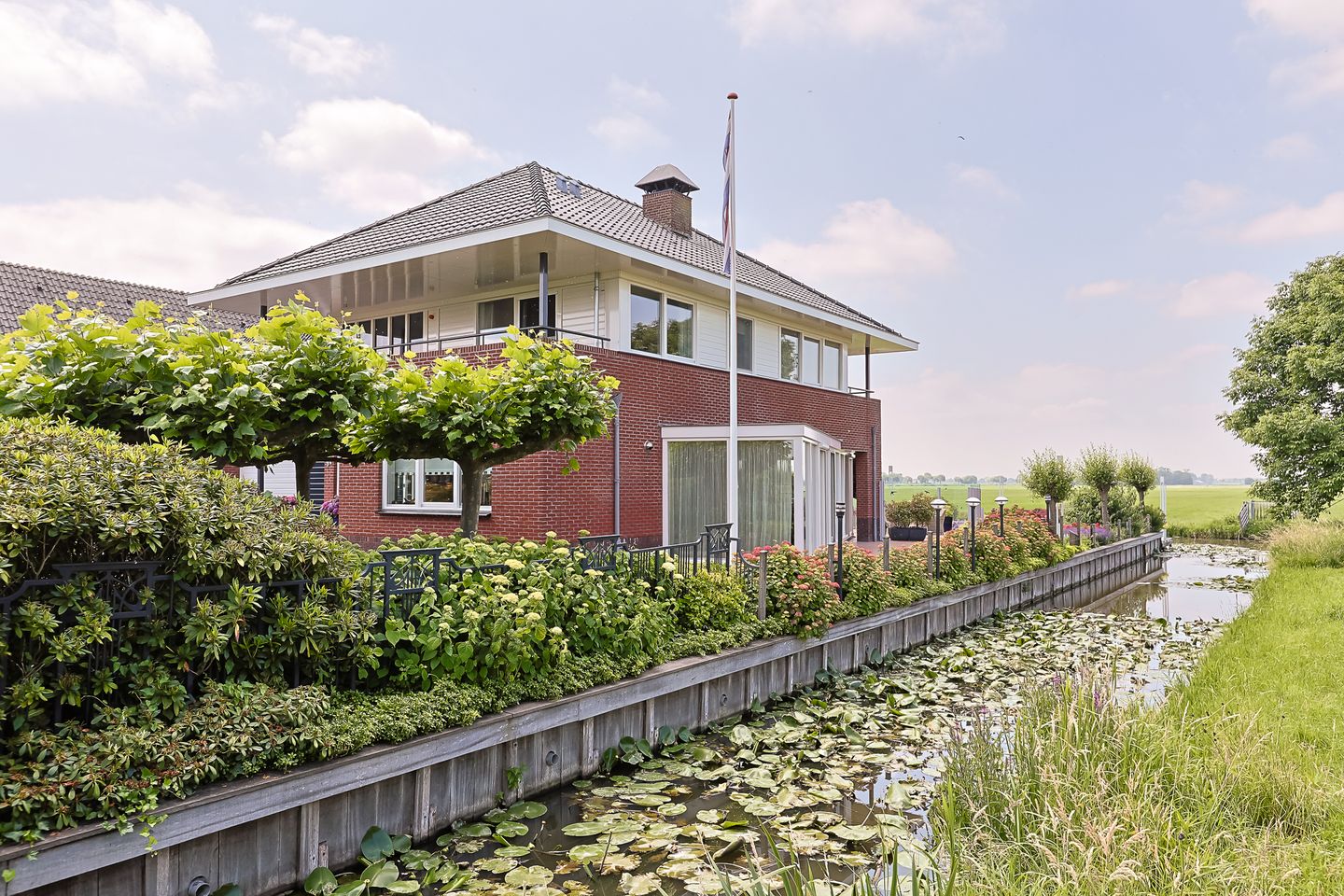 Foto 44 van Aambeeld 13