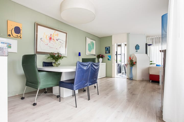 Tussenwoning te koop: Venneperweg 282, Nieuw-Vennep