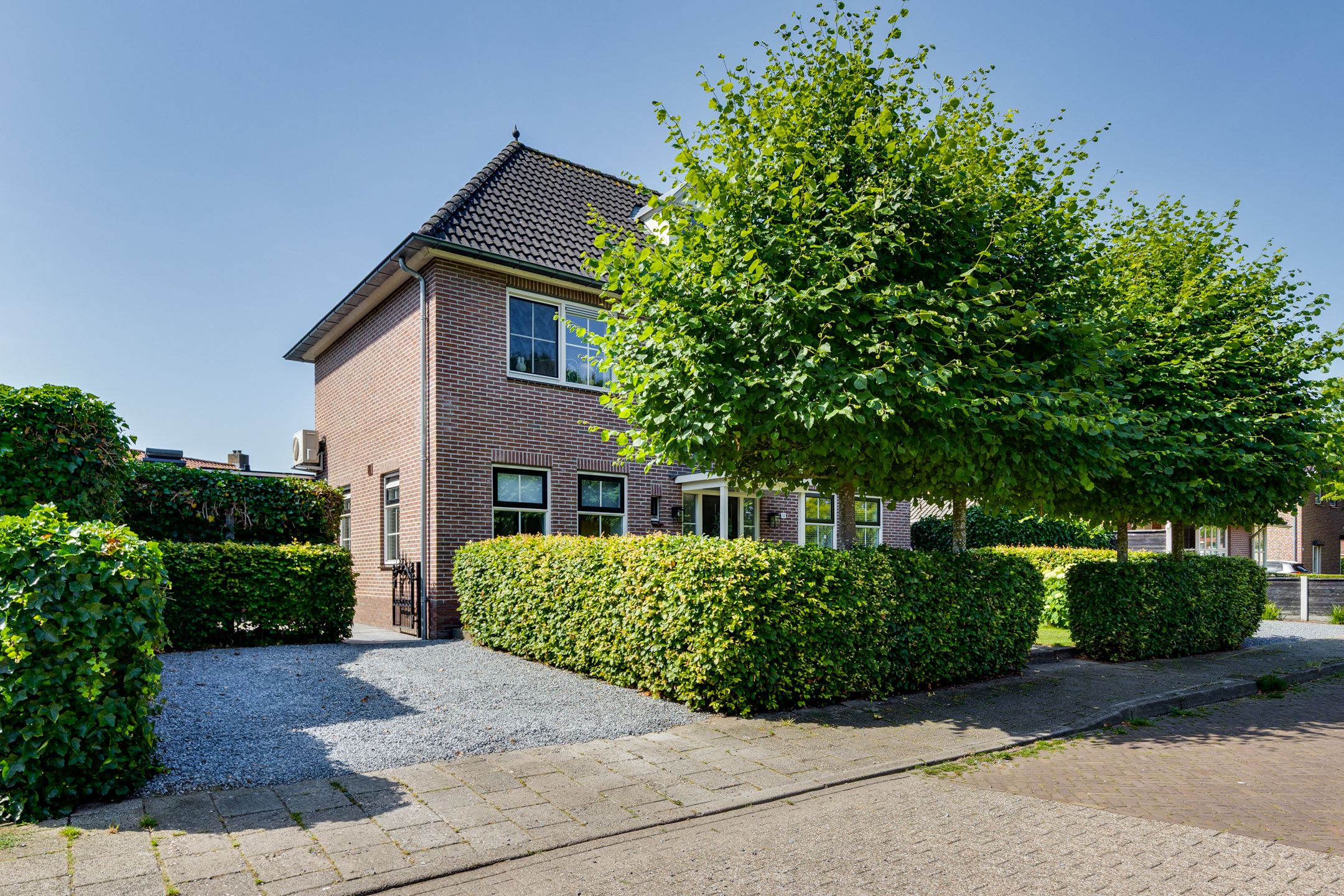 Photo 51 of Parallelweg 14