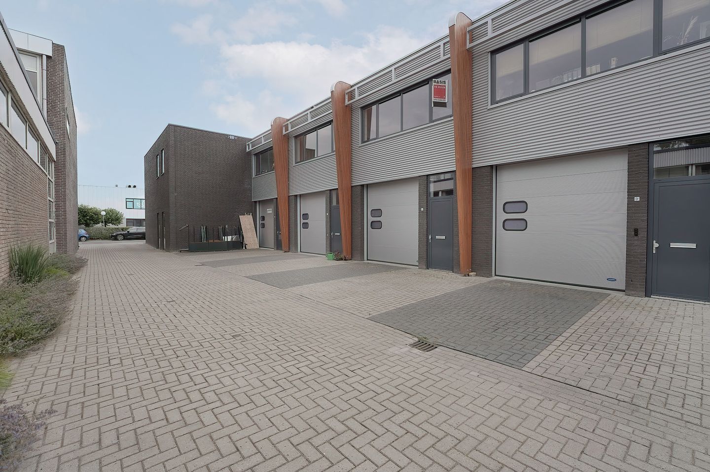 Bekijk foto 4 van Industrieweg 5-e