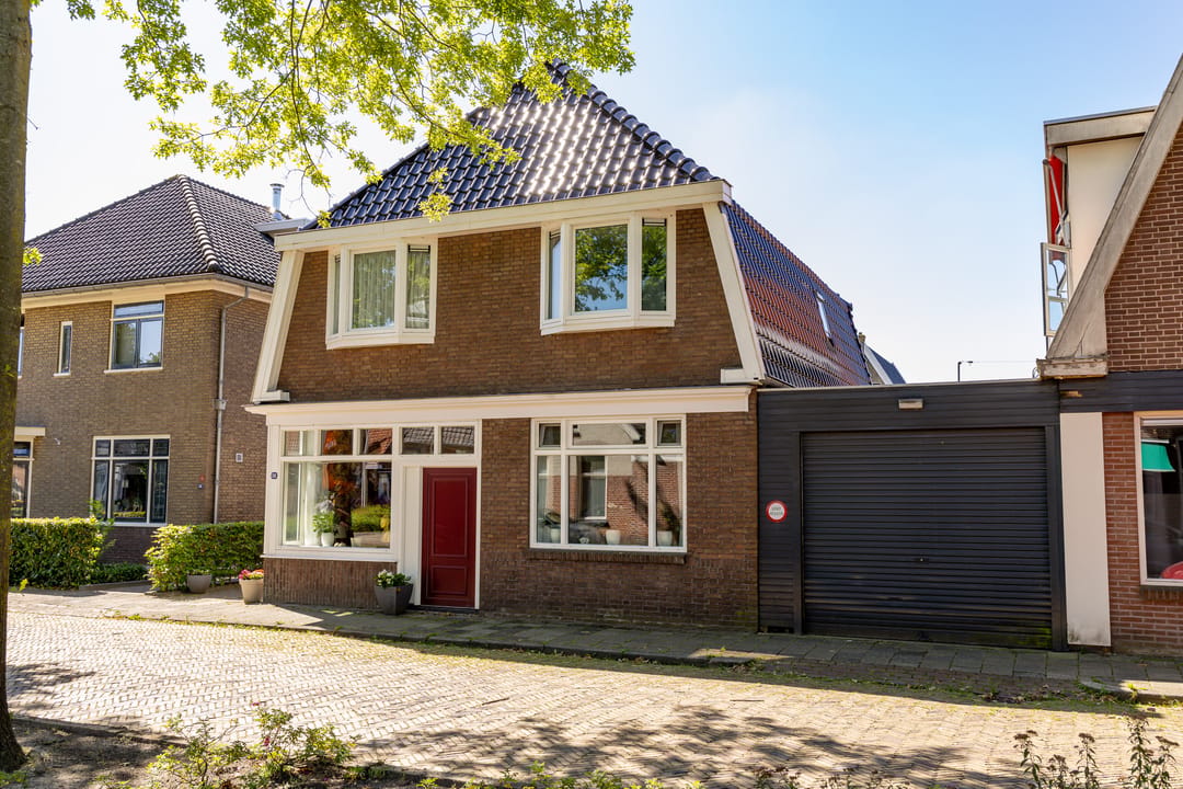 Photo 8 of van Echtenstraat 106