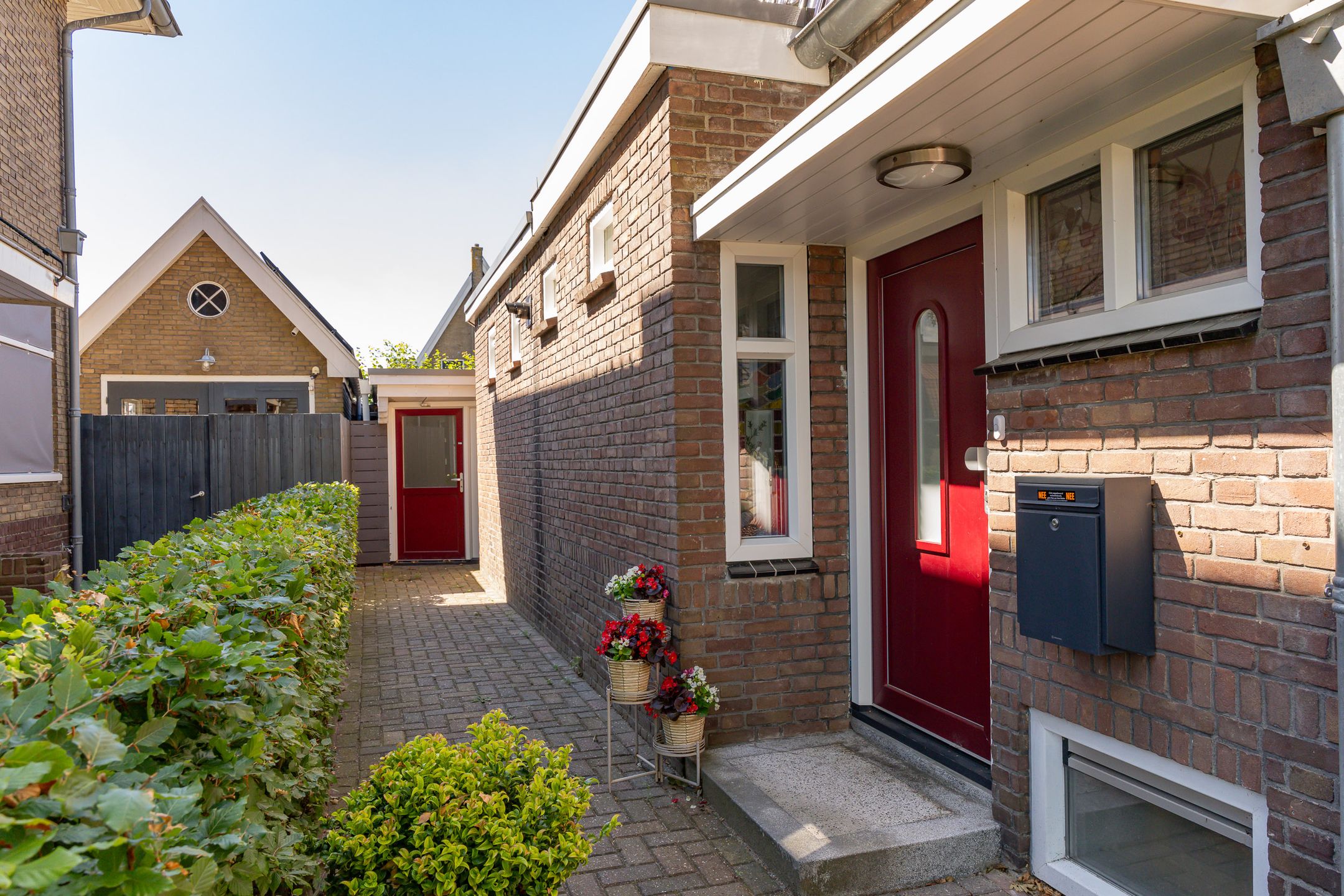 Photo 9 of van Echtenstraat 106