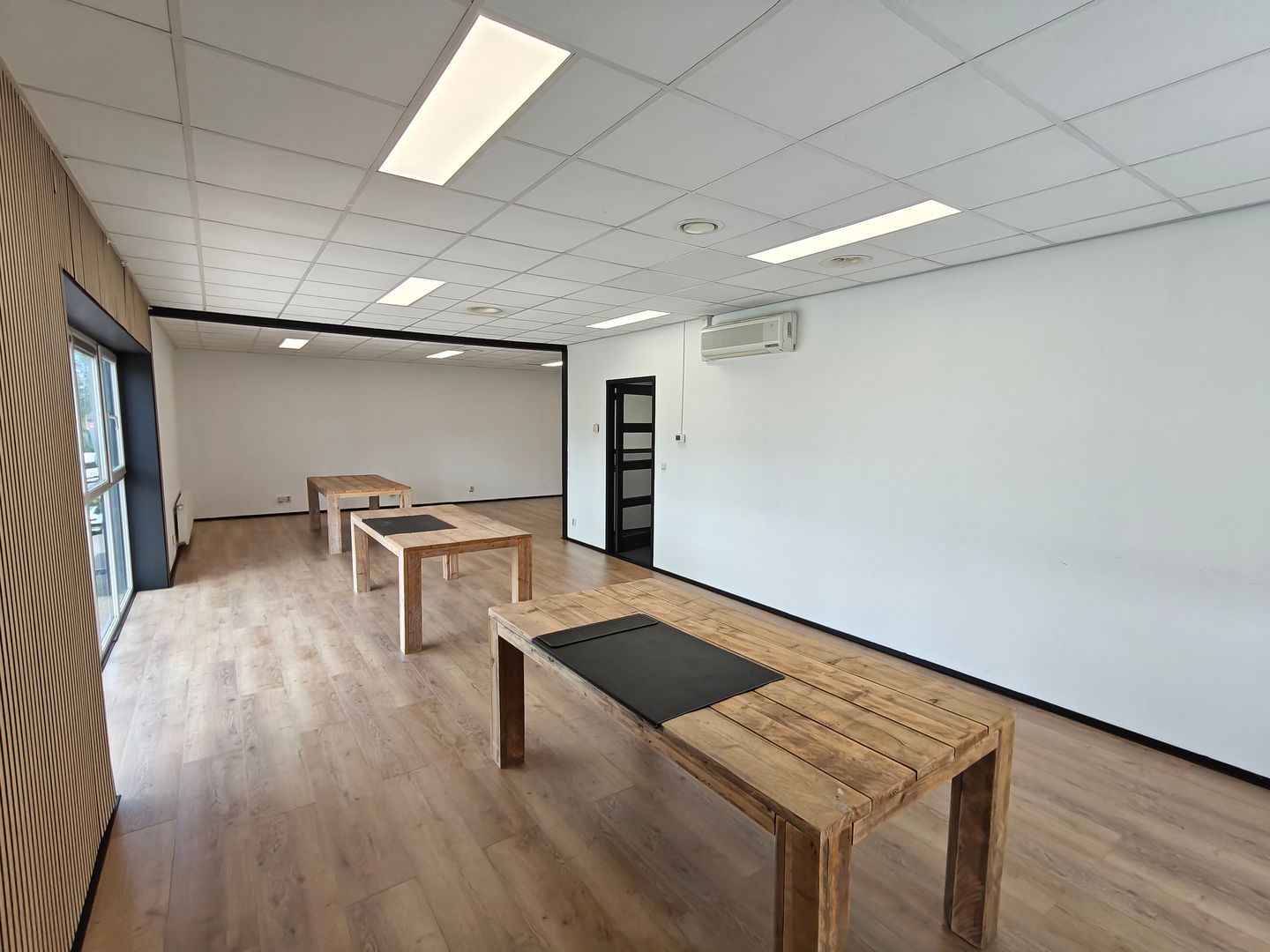 View photo 5 of Zeewinde 9-1