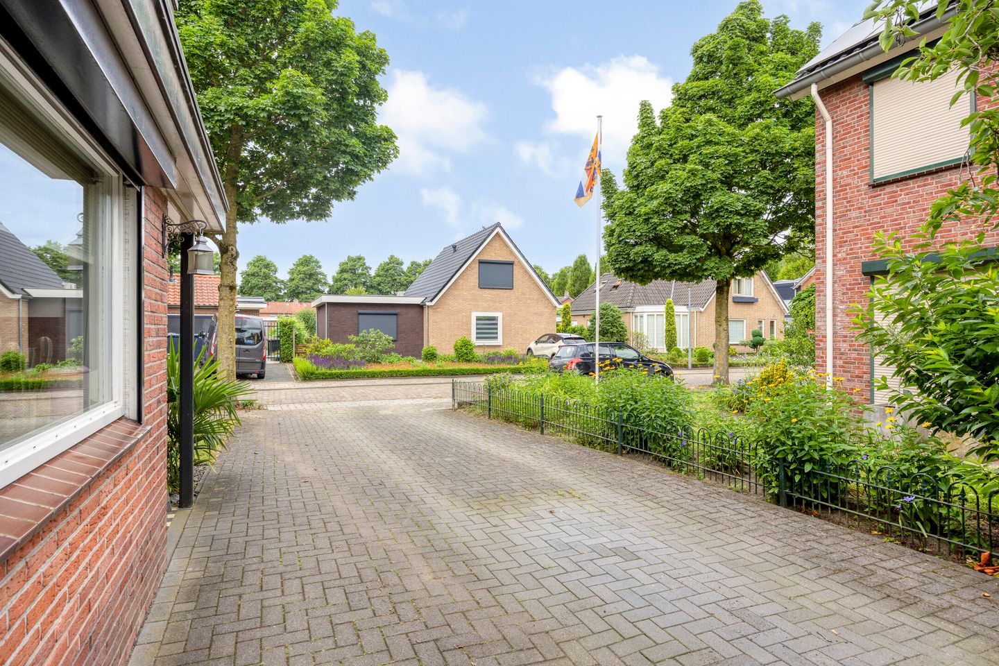 Photo 5 of Troelstrastraat 1