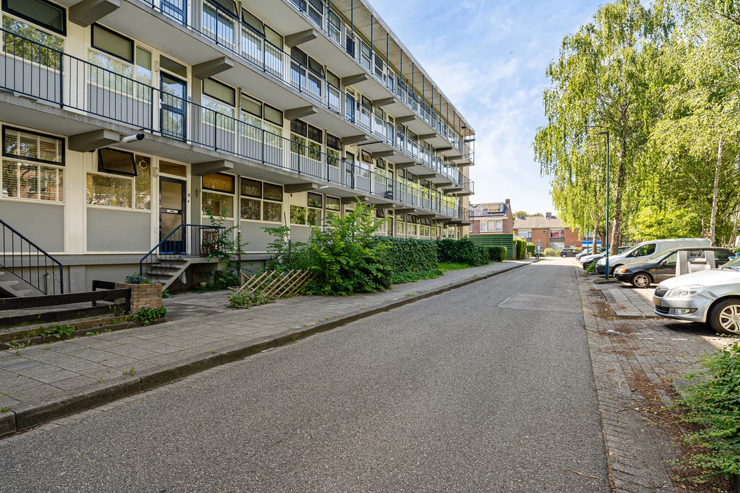 Photo 41 of Perkstraat 25