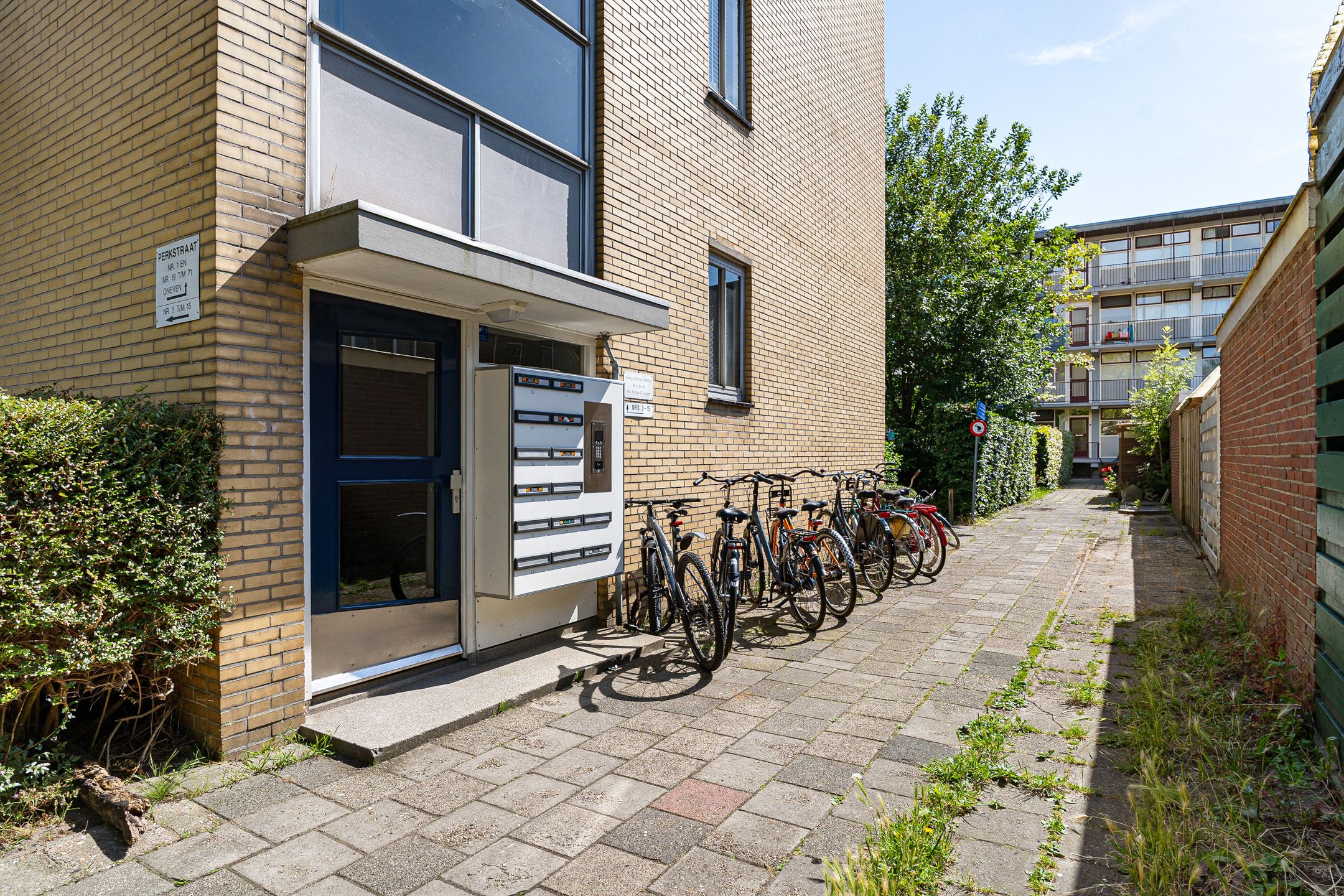 Photo 12 of Perkstraat 25