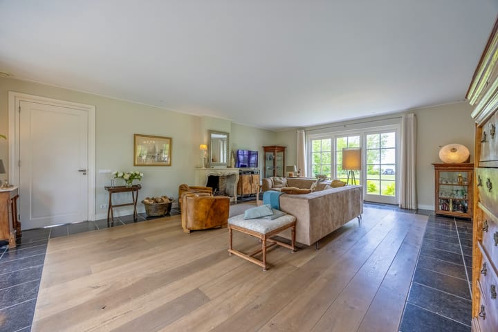 Vrijstaande woning te koop: Moleneind 62, Kortenhoef