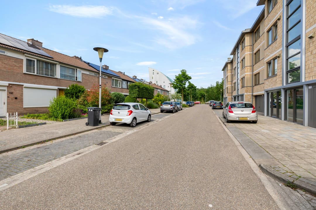 Photo 31 of van Weerden Poelmanstraat 132