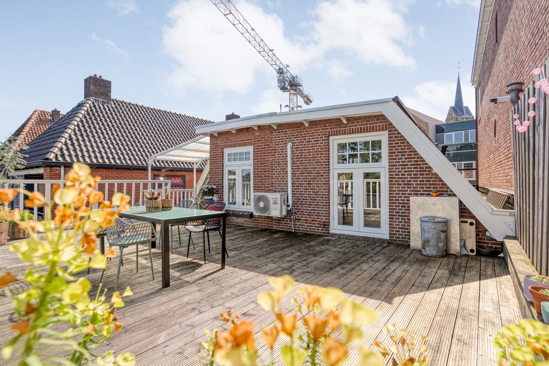 Foto 43 van Grotestraat 17-A
