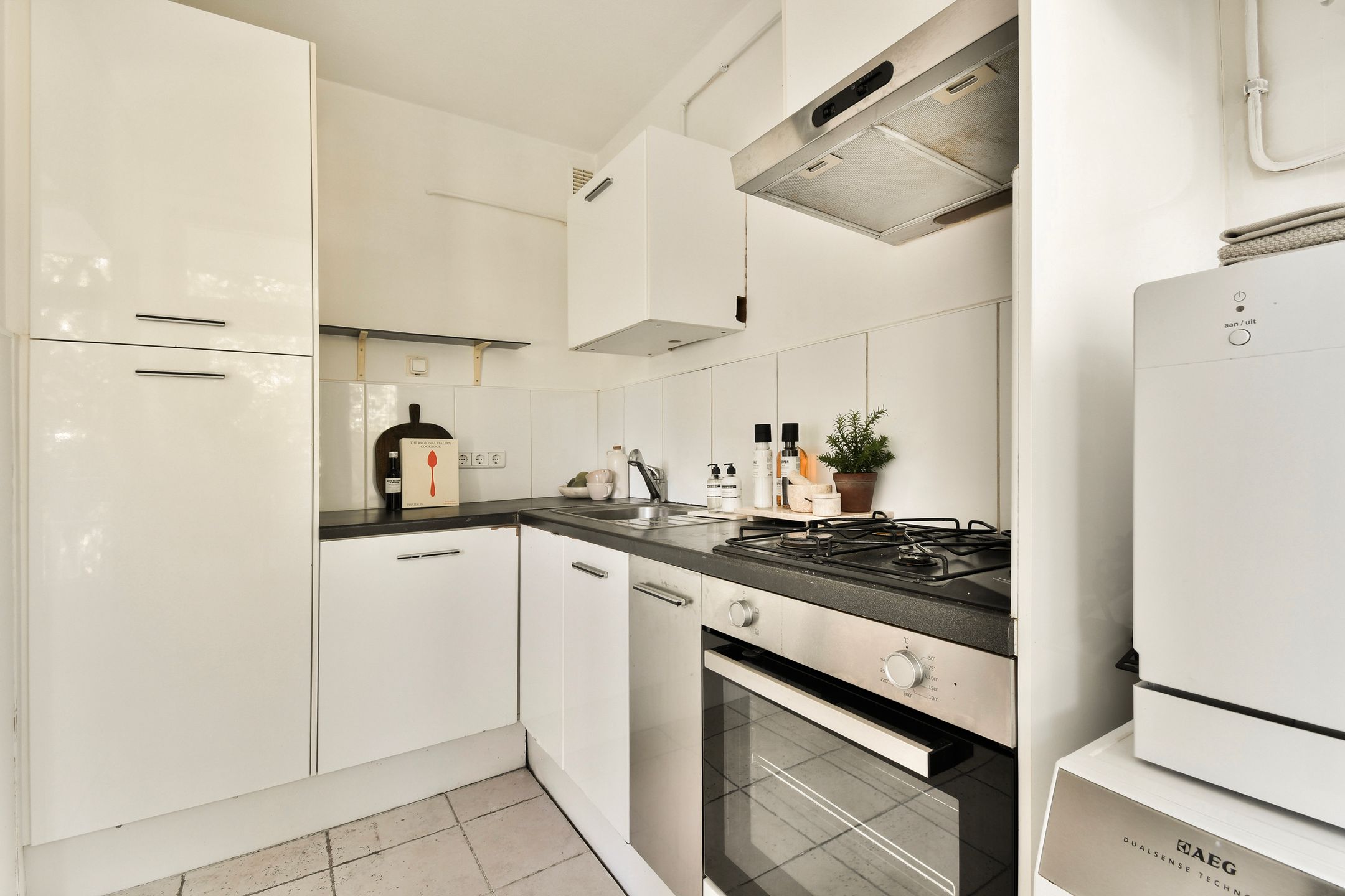 Photo 12 of Duivelandselaan 35