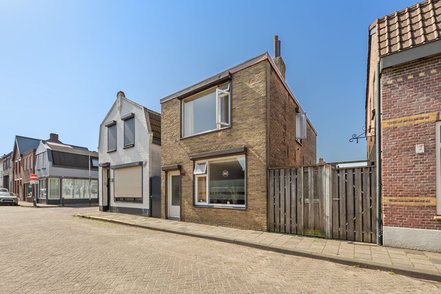 Foto 44 van Voorstraat 132