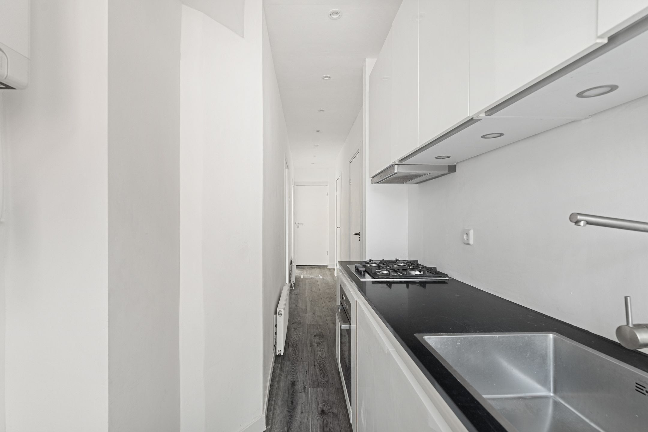 Photo 21 of Linnaeusstraat 61