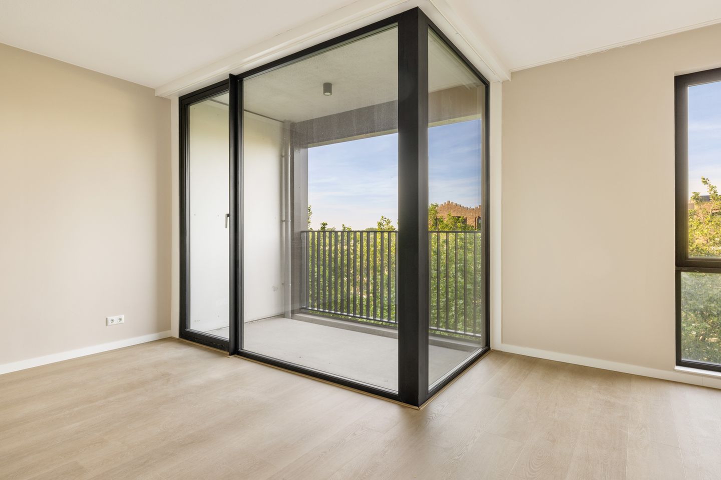 Photo 14 of Dudokstraat 46