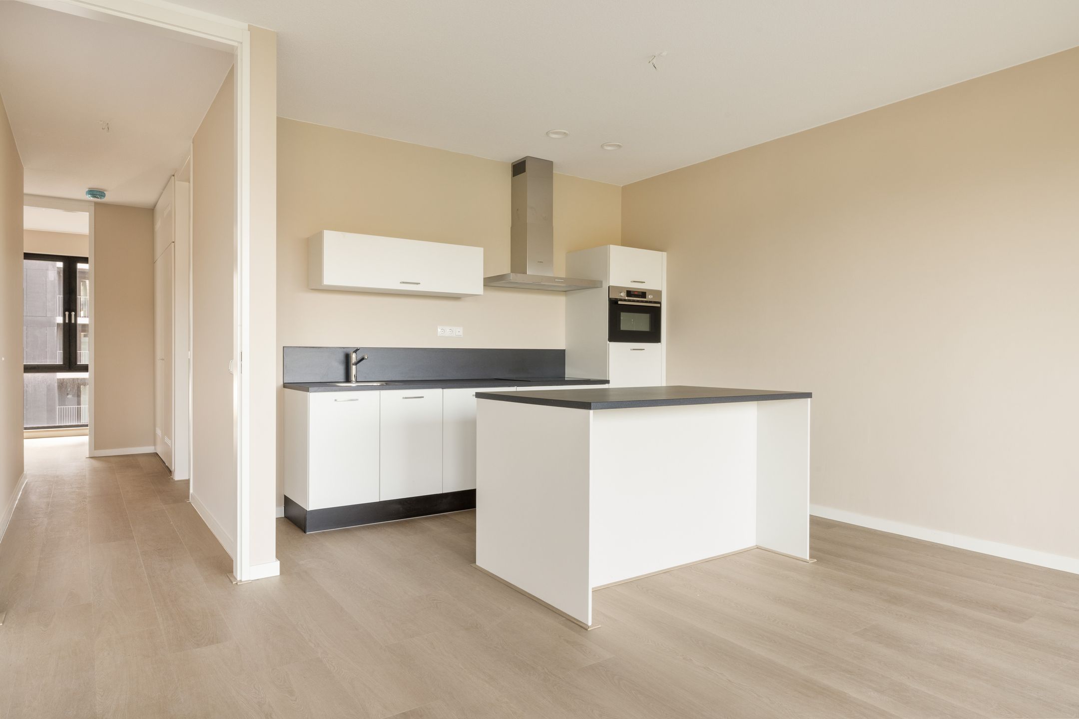 Photo 18 of Dudokstraat 46