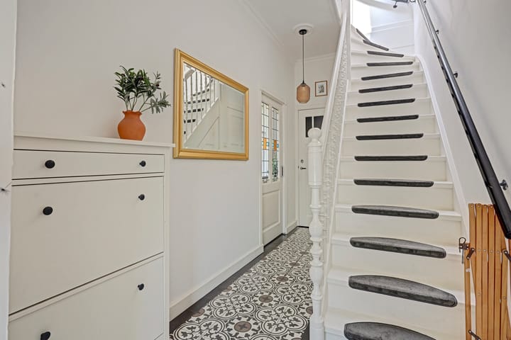 Hoekwoning te koop: Blekerstraat 68, Enschede